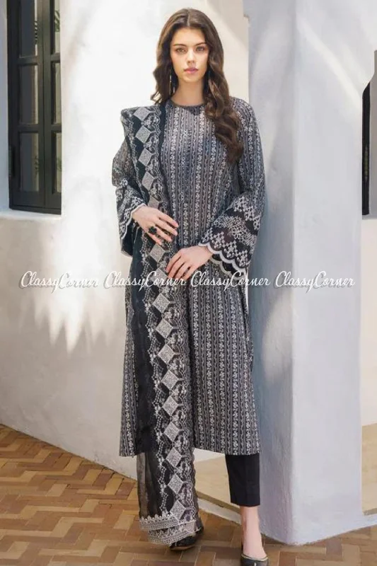 Black Digital Printed Pakistani Salwar Kameez