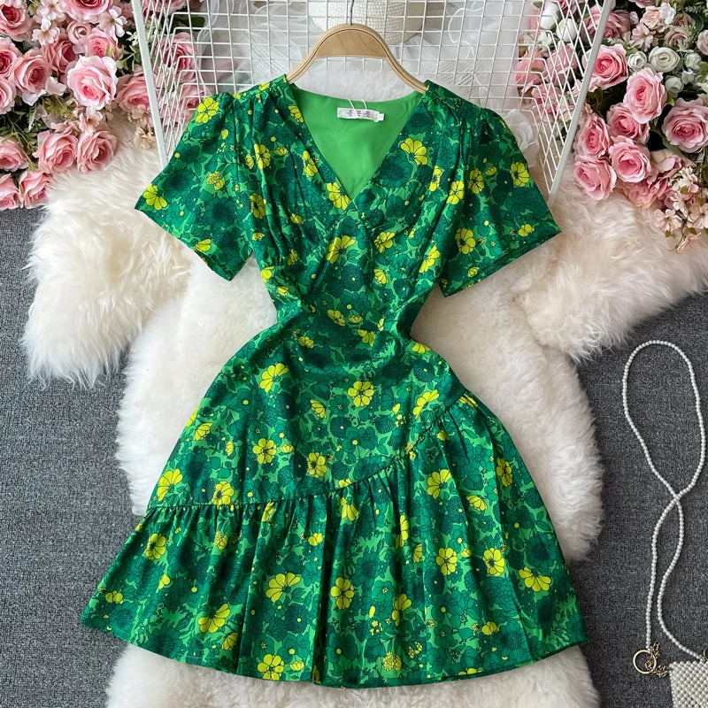 Slim waist with bubble sleeves V-neck Floral Dress  3335